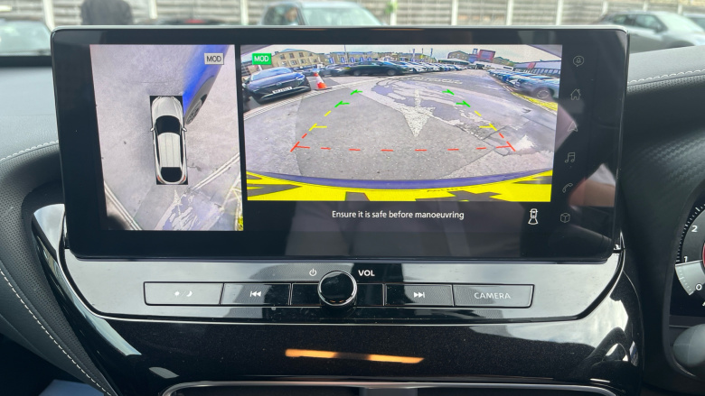 Nissan Juke 1.0 DiG-T Tekna 5dr DCT Petrol Hatchback